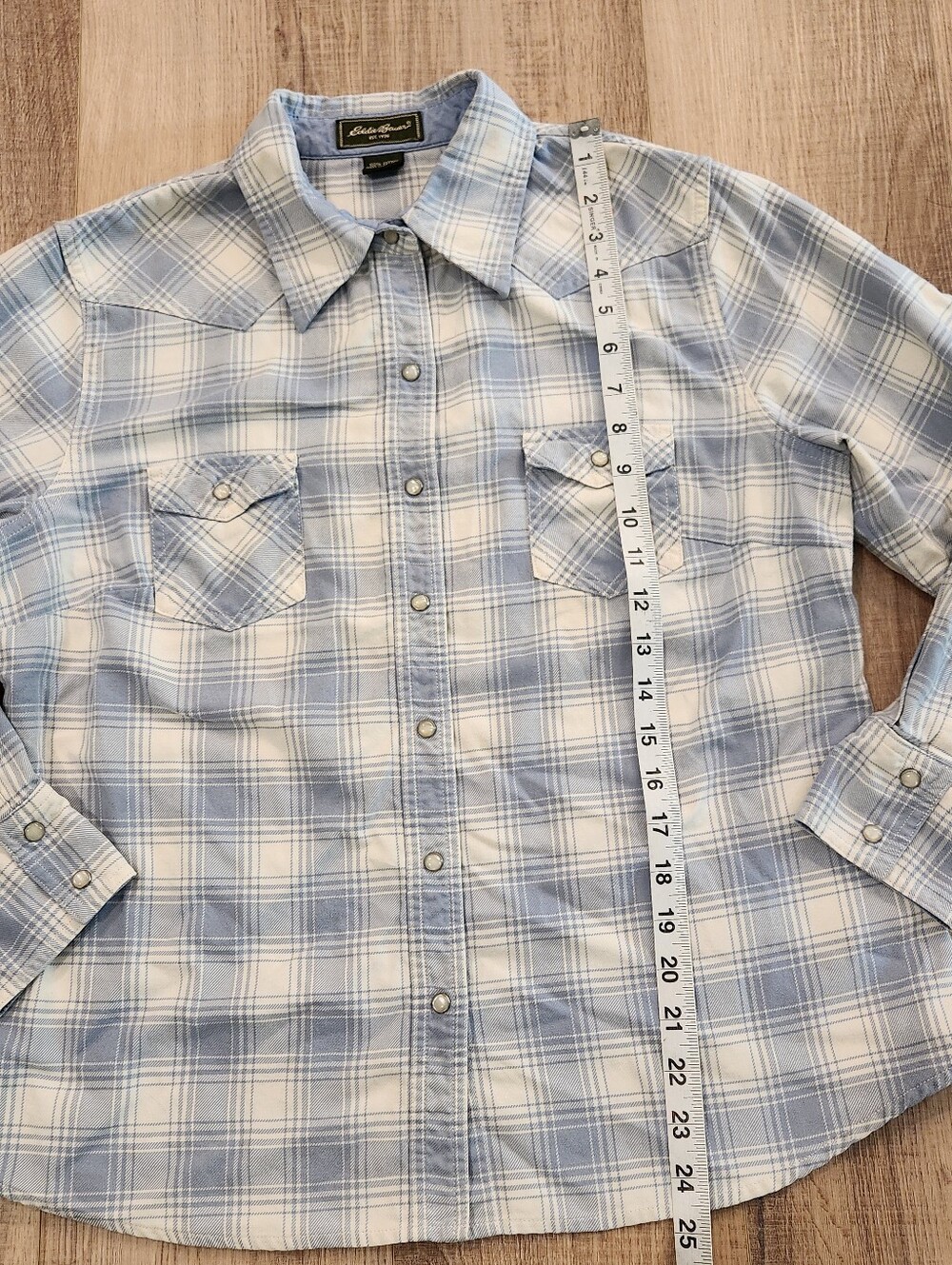 Eddie Bauer Womens Medium Blue Plaid Western Snap Shirt Pearl Snap Cotton - Picture 10 of 12